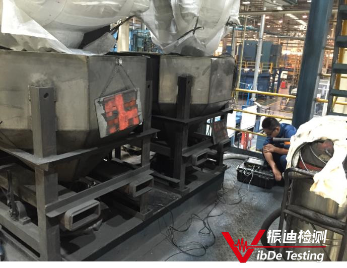  壓床進行振動分析，使用瑞典進口viber X5